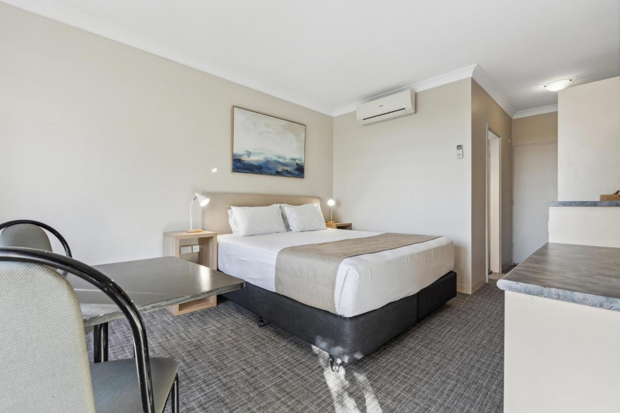 Econo Lodge Dockside Glenelg แอดิเลด ภายนอก รูปภาพ