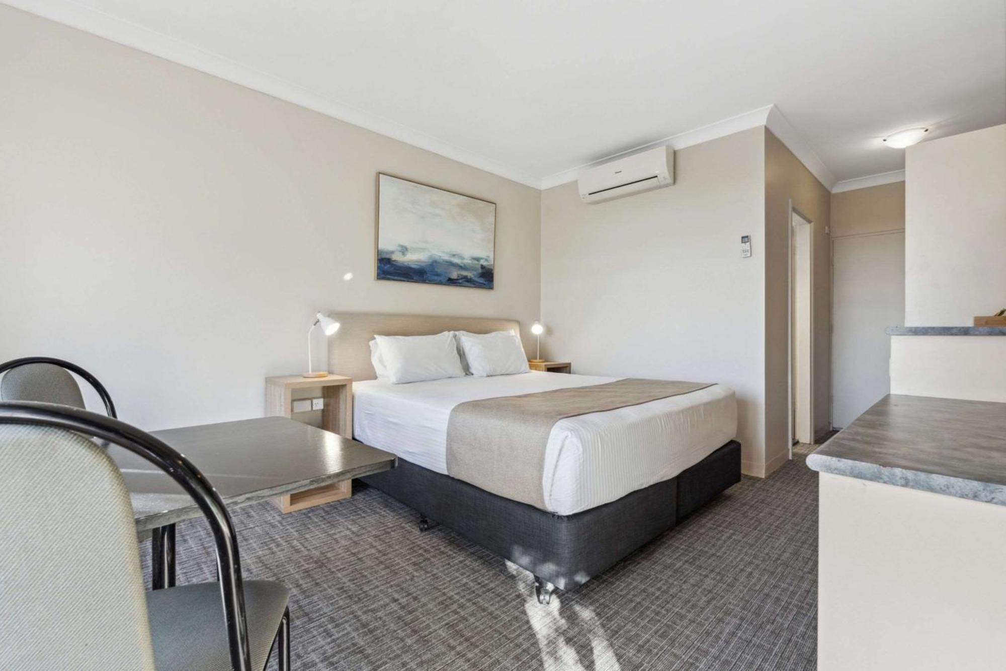 Econo Lodge Dockside Glenelg แอดิเลด ภายนอก รูปภาพ