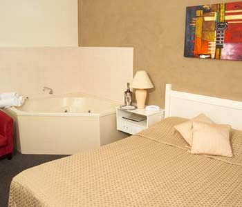 Econo Lodge Dockside Glenelg แอดิเลด ภายนอก รูปภาพ